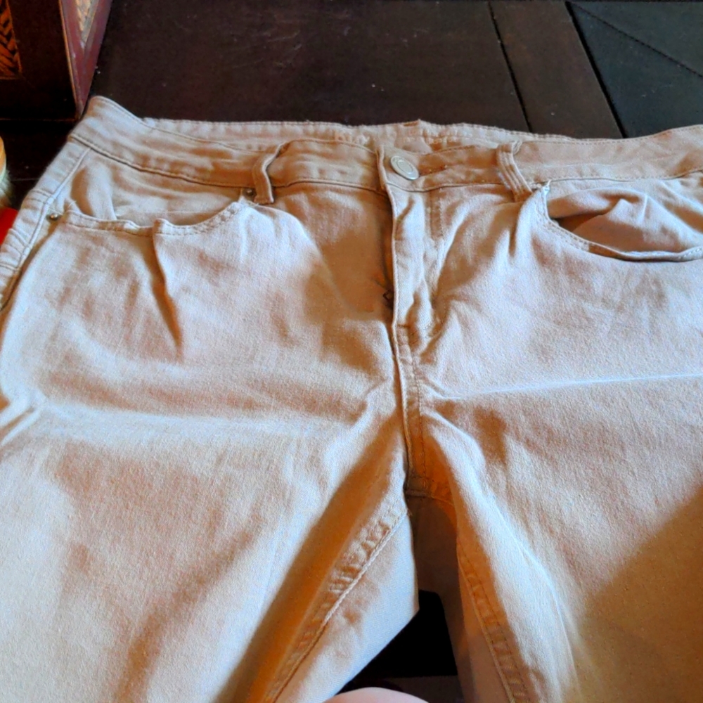 Rio low rise better booty size 13 jeans